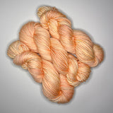 Blushing Peach Bulky-weight Merino Wool Yarn