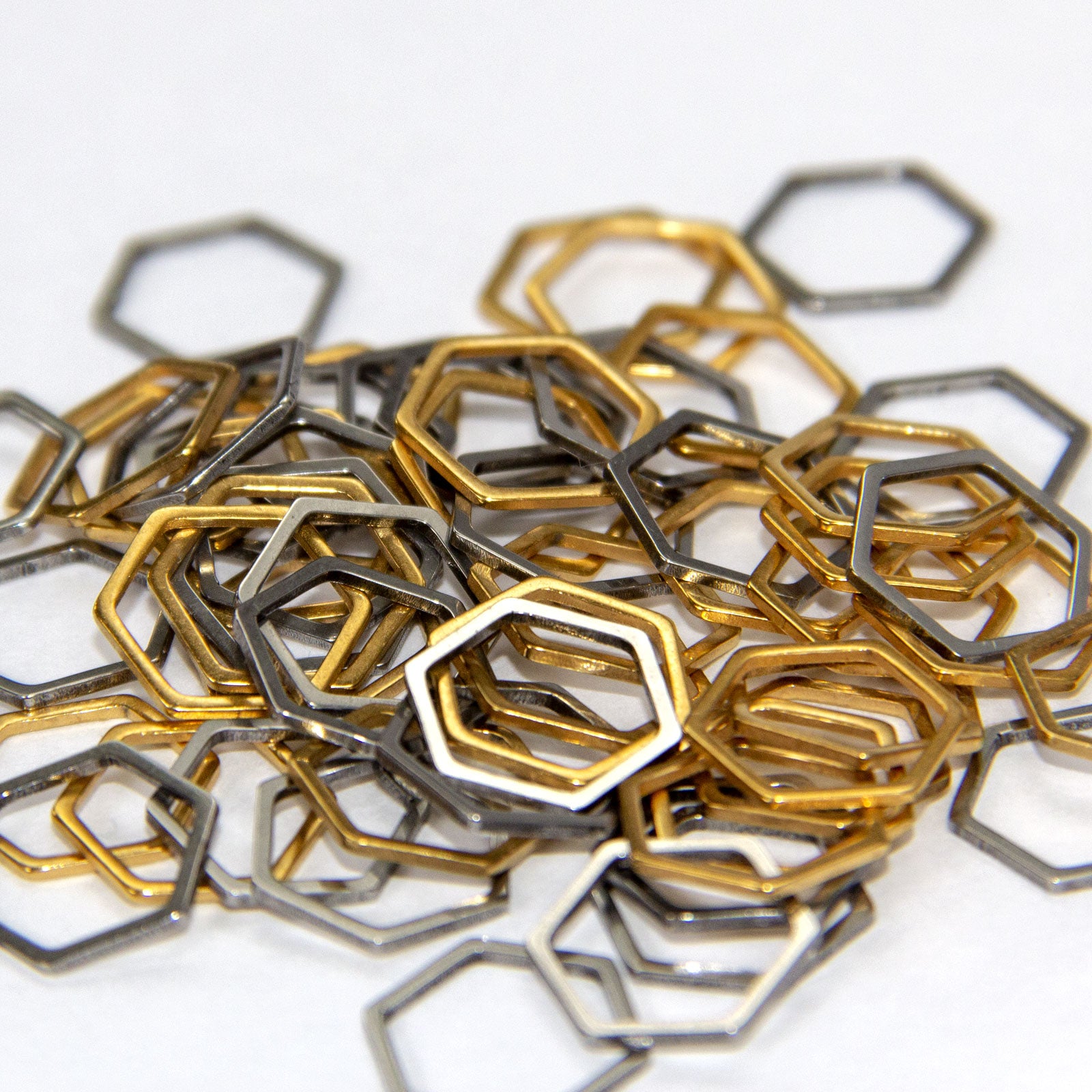 metallic gold and silver snagless stitch markers 