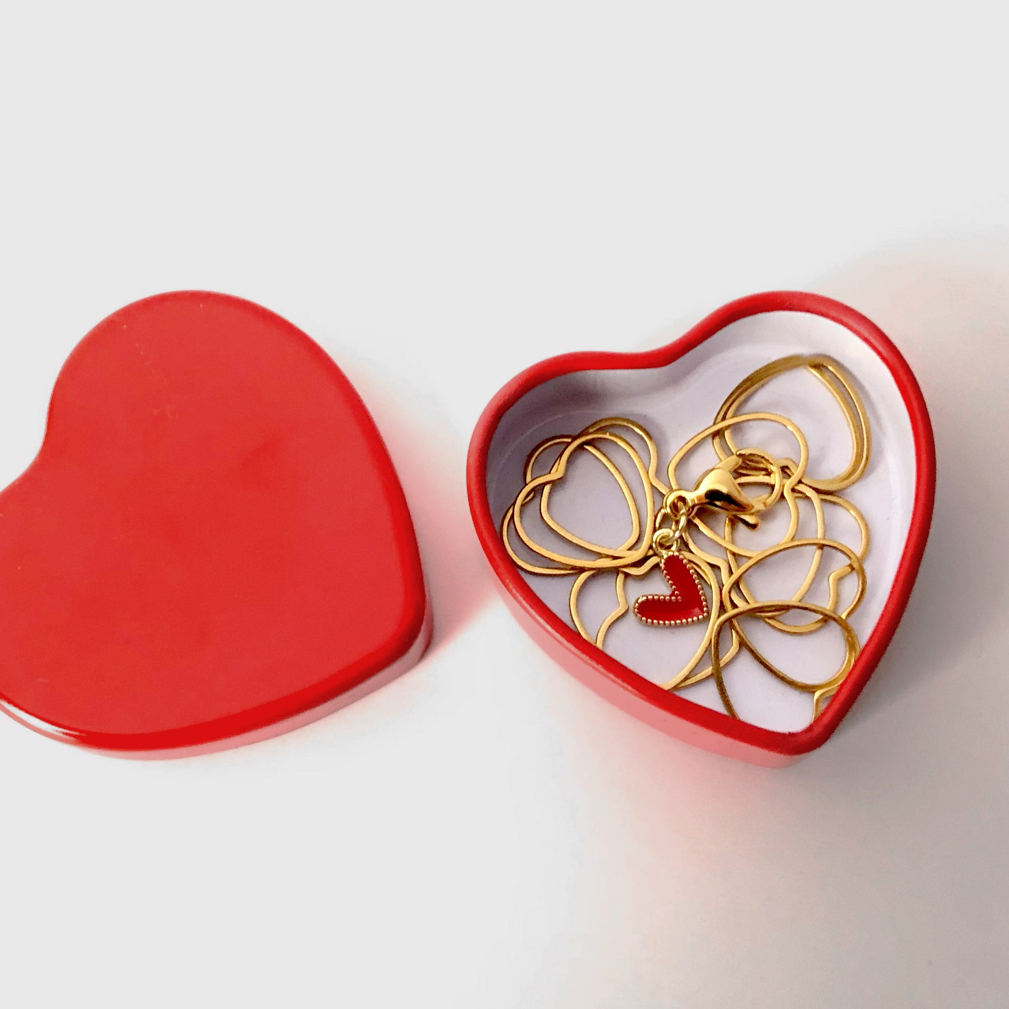 Red heart stitch marker set is a great gift for knitters 